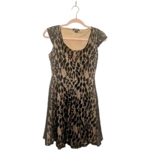 Zealous Small Petite Biege Black Lace Leaf  Midi Dress Whimsigoth Dark Romantic